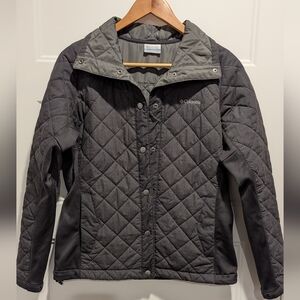 Columbia Quilted Gray Jacket